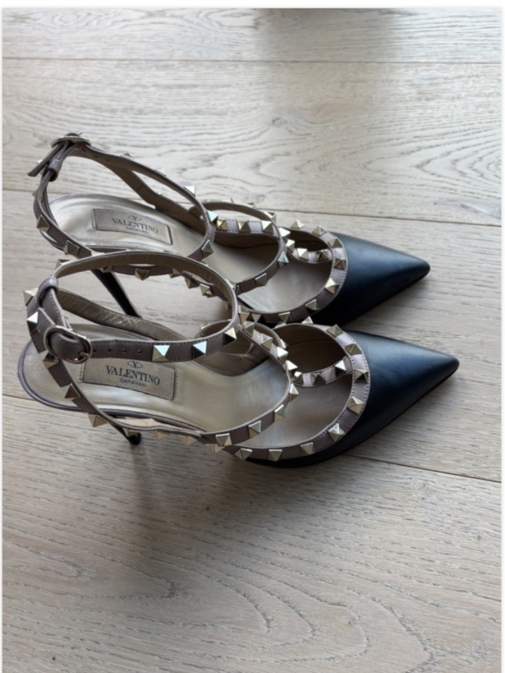 Valentino Black Rockstud Ankle Strap Pump Size 38, Authentic. - Picture 10 of 12